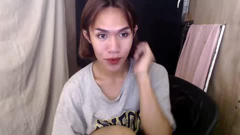 Snapshot of slutqueen_raz chatting on September 2025 03:35:01 PM Raz online show from September 2025 03:35:01 PM