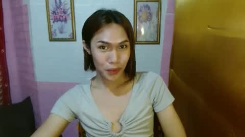 Snapshot of slutqueen_raz chatting on October 2025 08:57:02 AM Raz online show from October 2025 08:57:02 AM