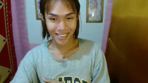 Snapshot of slutqueen_raz chatting on October 2025 12:22:02 AM Raz online show from October 2025 12:22:02 AM