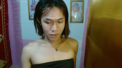 Snapshot of slutqueen_raz chatting on November 2025 01:10:02 PM Raz online show from November 2025 01:10:02 PM