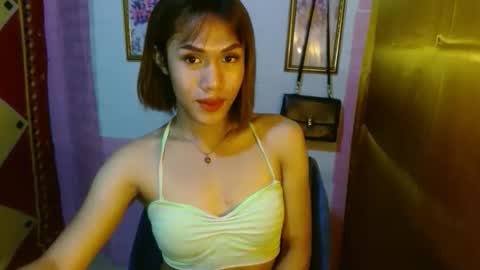 Snapshot of slutqueen_raz chatting on November 2025 03:49:02 AM Raz online show from November 2025 03:49:02 AM