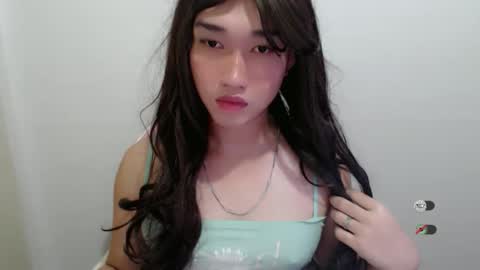 FRANCINE online show from October 2025 06:37:01 AM