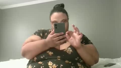 Snapshot of sluttyjess31 chatting on February 2026 05:58:01 PM Jessica online show from February 2026 05:58:01 PM