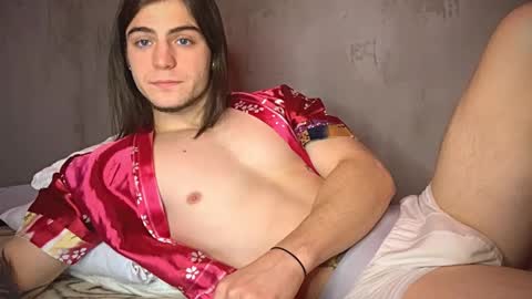 Gus online show from December 2024 11:00:01 AM