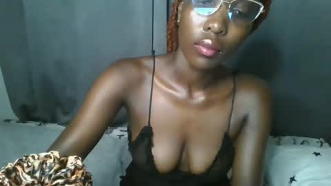 Snapshot of sly_rose chatting on March 2026 10:28:02 AM sly_rose online show from March 2026 10:28:02 AM