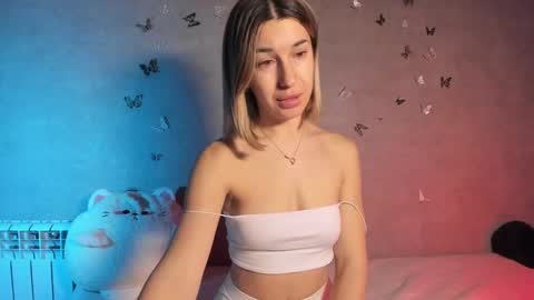 Melani online show from February 2025 09:37:01 PM