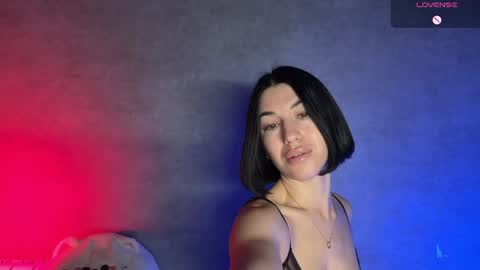 Melani online show from April 2026 07:41:01 PM