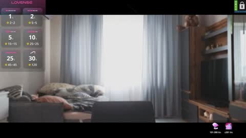 Emily online show from November 2025 11:32:01 AM