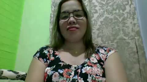 Snapshot of small_boobs59 chatting on November 2025 07:34:02 AM Lovewella online show from November 2025 07:34:02 AM