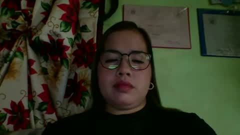 Snapshot of small_boobs59 chatting on December 2025 08:19:01 AM Lovewella online show from December 2025 08:19:01 AM