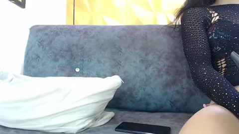 Small Hot19 online show from March 2025 05:50:02 PM