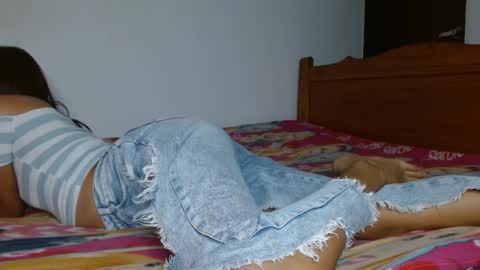 smallflorecita online show from December 2024 06:13:02 AM