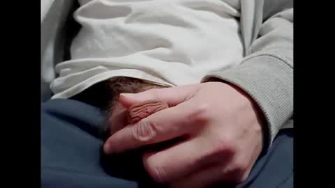 Small Hairy Uncut online show from December 2024 09:52:01 PM