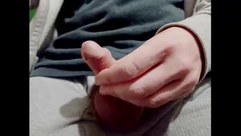 Small Hairy Uncut online show from December 2024 08:37:02 PM