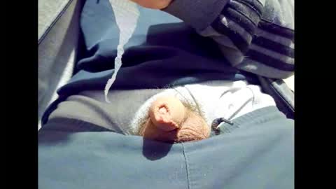 Small Hairy Uncut online show from March 2026 02:27:02 AM