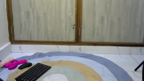 spicey online show from October 2025 11:51:02 AM