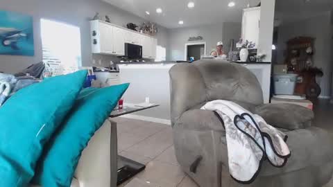 Daddy online show from January 2025 02:30:01 PM