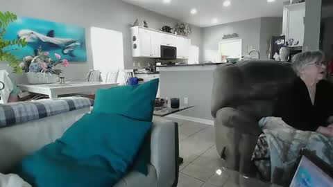 Daddy online show from February 2025 10:17:02 PM