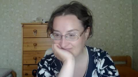 Snapshot of smart_rose chatting on May 2026 04:45:02 PM smart_rose online show from May 2026 04:45:02 PM