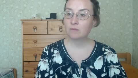 Snapshot of smart_rose chatting on May 2026 11:37:02 AM smart_rose online show from May 2026 11:37:02 AM