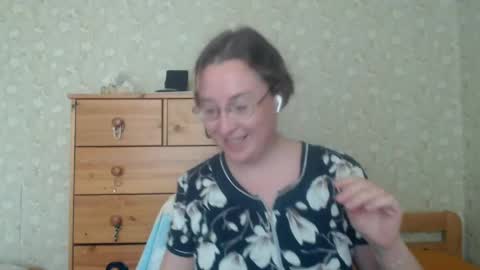 Snapshot of smart_rose chatting on May 2026 02:34:02 PM smart_rose online show from May 2026 02:34:02 PM