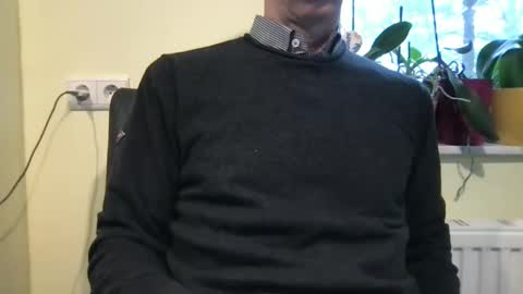 Snapshot of smart_sex69 chatting on February 2025 08:06:02 AM smart_sex69 online show from February 2025 08:06:02 AM