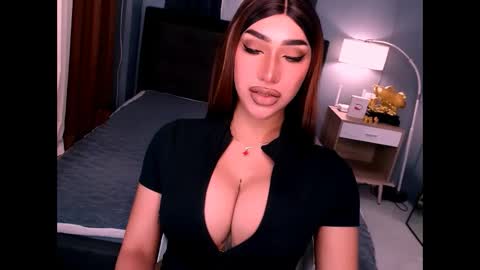 smasherqueen online show from April 2026 08:23:01 AM