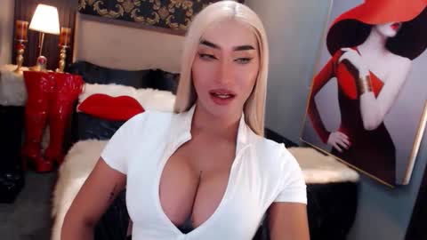 Snapshot of smasherqueen chatting on June 2026 08:48:01 AM smasherqueen online show from June 2026 08:48:01 AM