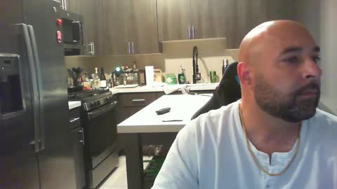 smashing_machine_412 online show from December 2024 05:17:01 AM