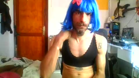 willy online show from December 2025 10:43:01 AM