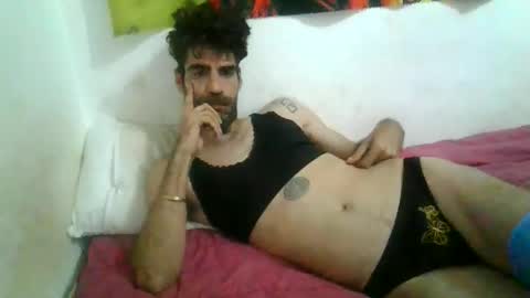 willy online show from December 2025 08:16:02 PM