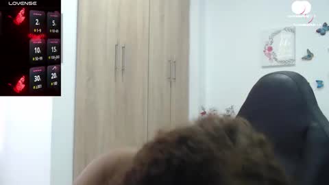 Snapshot of smilet_milf chatting on February 2025 11:39:02 AM Smileth online show from February 2025 11:39:02 AM