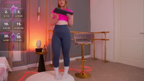 Mia online show from March 2025 11:58:02 AM