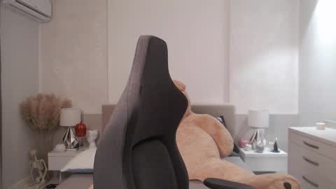 S online show from December 2024 07:07:02 AM