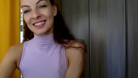 Snapshot of smiling_lexa chatting on May 2026 02:44:01 PM smiling_lexa online show from May 2026 02:44:01 PM