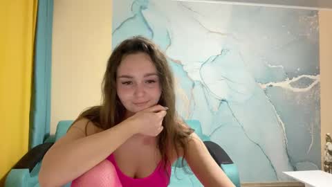 smiling_riddle online show from February 2025 03:53:01 PM