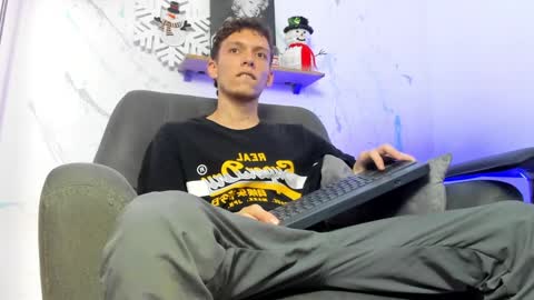 SMIT  online show from December 2024 08:15:02 PM