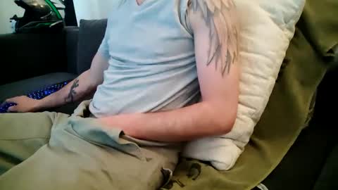 Smokeandwatching online show from January 2025 02:08:02 PM