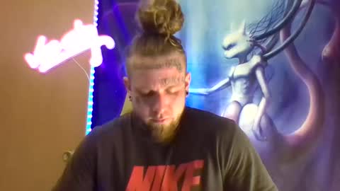 Snapshot of smokebluntafterblunt chatting on March 2026 11:18:01 PM smoke online show from March 2026 11:18:01 PM