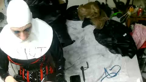 Snapshot of smokeslut365 chatting on July 2026 08:33:02 PM smokeslut365 online show from July 2026 08:33:02 PM