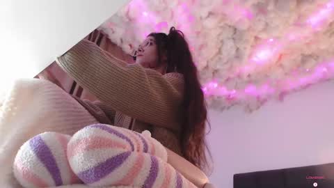 Sonja online show from March 2025 10:13:02 PM