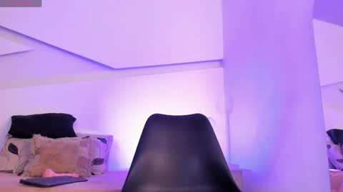 Snapshot of smoothalpha_ chatting on May 2026 10:04:02 PM Ethan online show from May 2026 10:04:02 PM