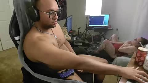 Smoothj2011 online show from February 2025 02:21:01 PM