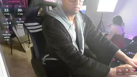 Smoothj2011 online show from October 2025 07:37:02 AM