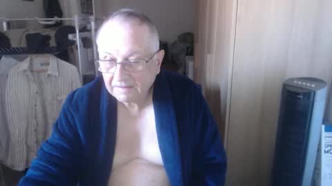 smoothmutton online show from October 2025 09:17:01 AM