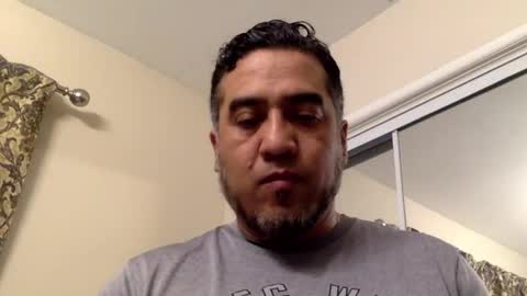 Snapshot of smoothstrik3r chatting on February 2026 01:37:01 PM smoothstrik3r online show from February 2026 01:37:01 PM