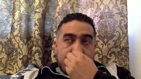 Snapshot of smoothstrik3r chatting on February 2026 06:59:02 PM smoothstrik3r online show from February 2026 06:59:02 PM