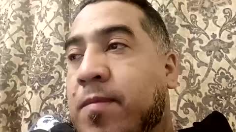 Snapshot of smoothstrik3r chatting on February 2026 01:56:02 PM smoothstrik3r online show from February 2026 01:56:02 PM