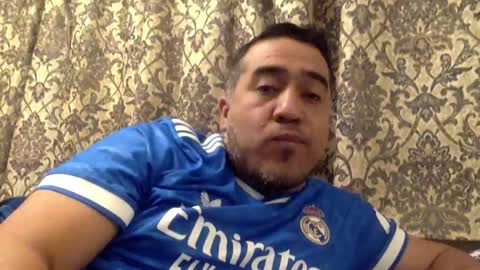 Snapshot of smoothstrik3r chatting on February 2026 02:05:01 PM smoothstrik3r online show from February 2026 02:05:01 PM