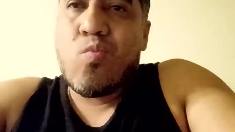 Snapshot of smoothstrik3r chatting on March 2026 07:10:01 AM smoothstrik3r online show from March 2026 07:10:01 AM